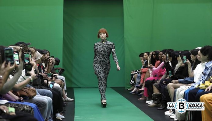 Maisie Wilen, moda de la era digital diseñada para evolucionar 